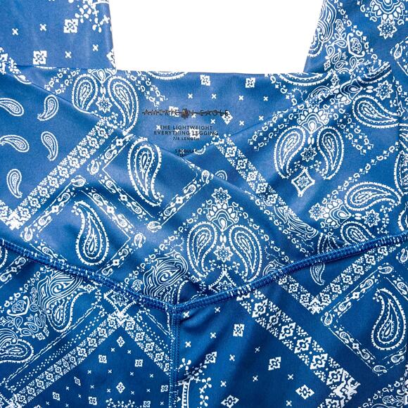 AMERICAN EAGLE Crossover Leggings Size Small - Picture 3 of 4